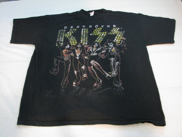 Kiss Walmart